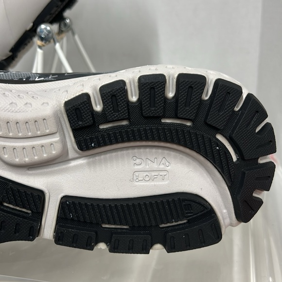 Brooks Ghost 13 Running Shoes in Gray Black - Picture 4 of 9